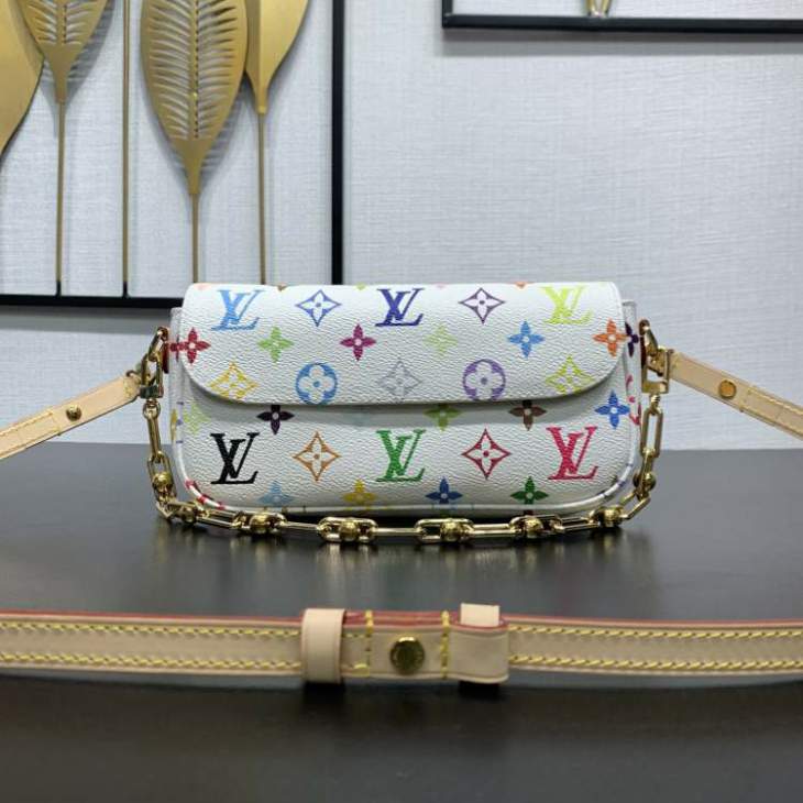 Picture of Louis Vuitton Handbags _SKUfw220044132fw